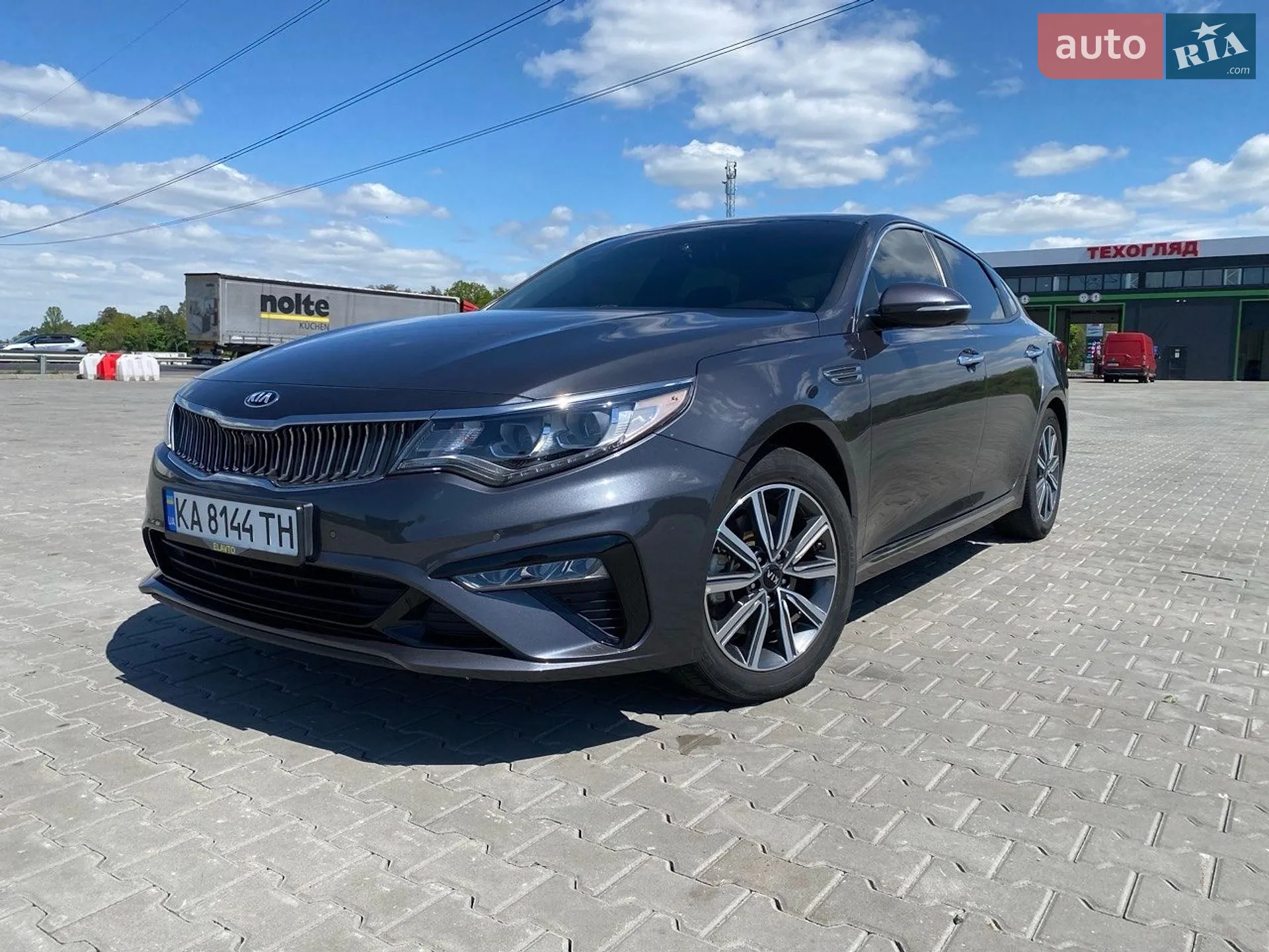 2018 Kia K5 - фото 1
