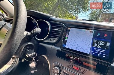 Седан Kia K5 2013 в Киеве