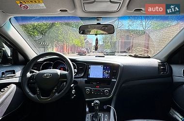 Седан Kia K5 2013 в Киеве