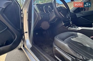Седан Kia K5 2013 в Киеве