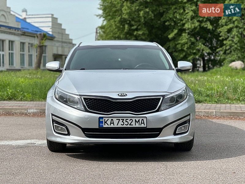 Седан Kia K5 2014 в Шостці