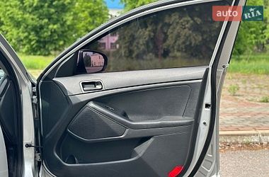 Седан Kia K5 2014 в Шостці
