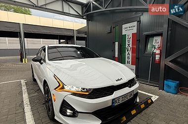 Седан Kia K5 2022 в Днепре