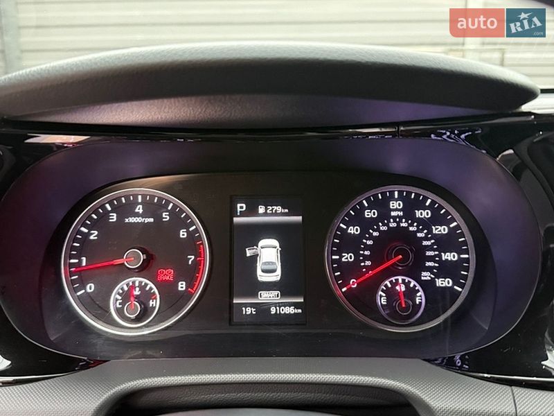 Седан Kia K5 2022 в Днепре