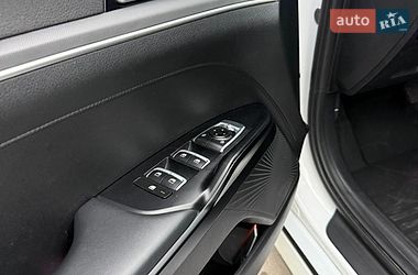 Седан Kia K5 2022 в Одессе