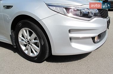 Седан Kia K5 2017 в Киеве фото 16 Седан Kia K5 2017 в Киеве