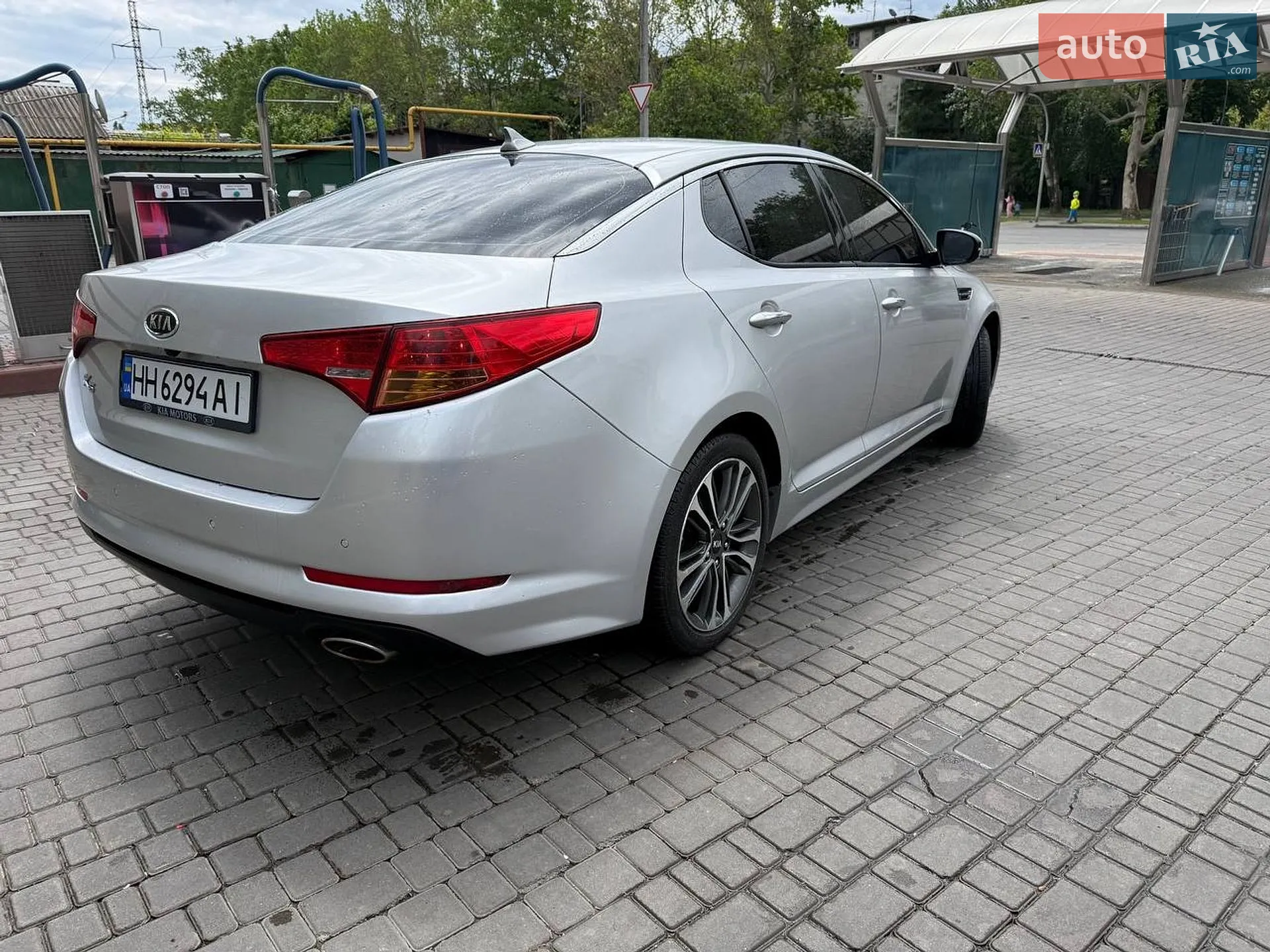 2011 Kia K5 - мініатюра 8