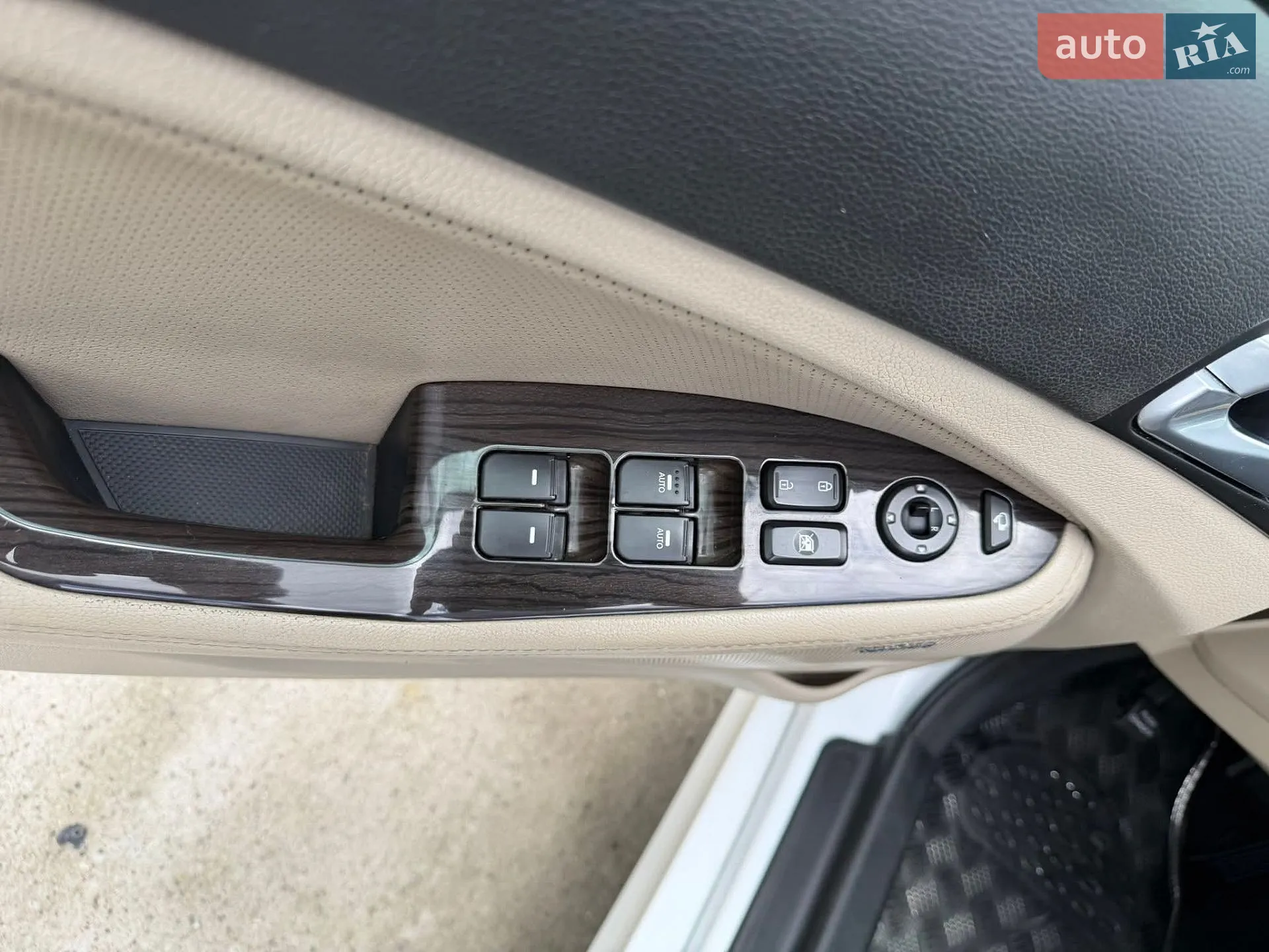 2014 Kia K5 - мініатюра 17