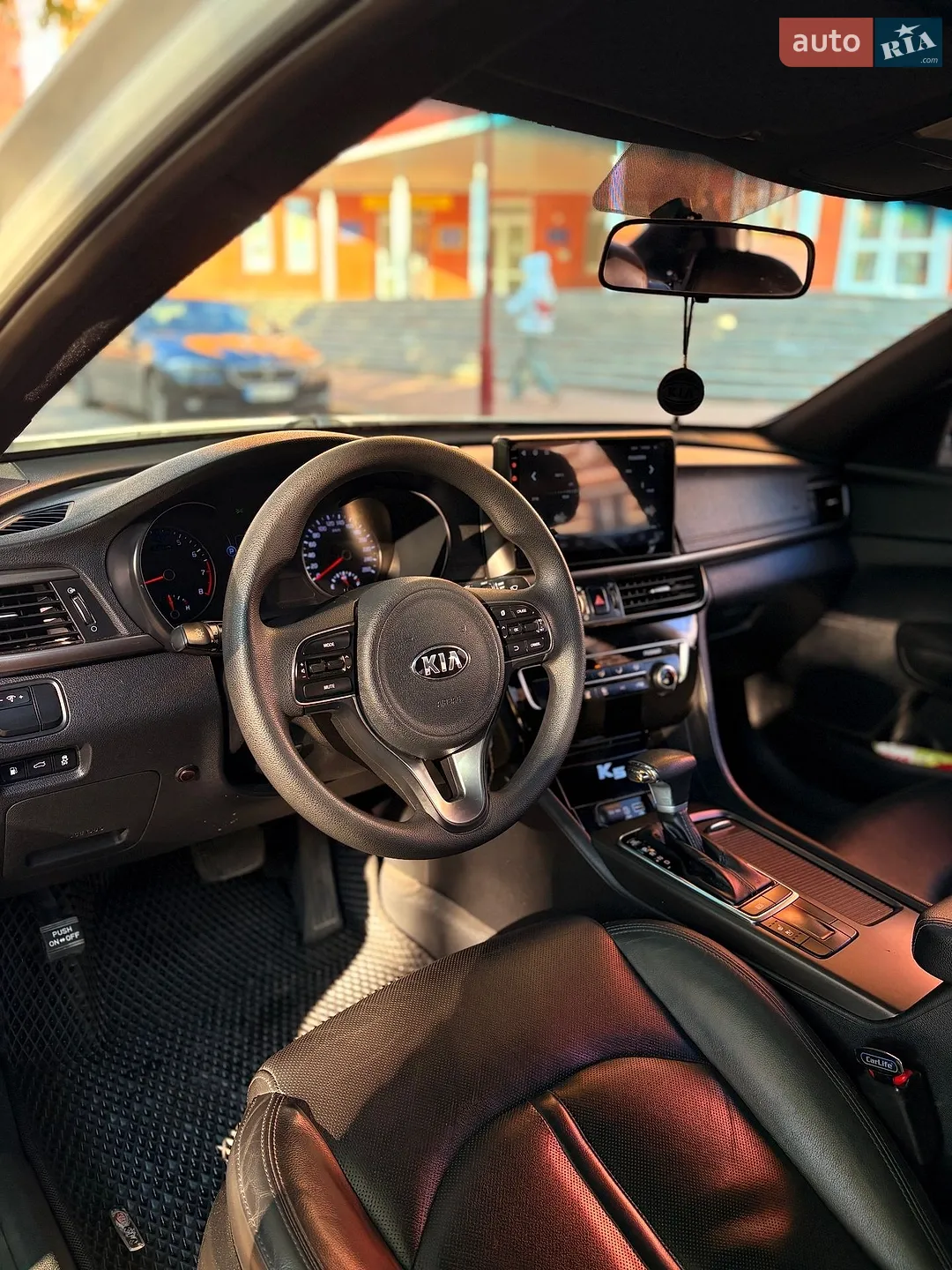 2017 Kia K5 - мініатюра 5
