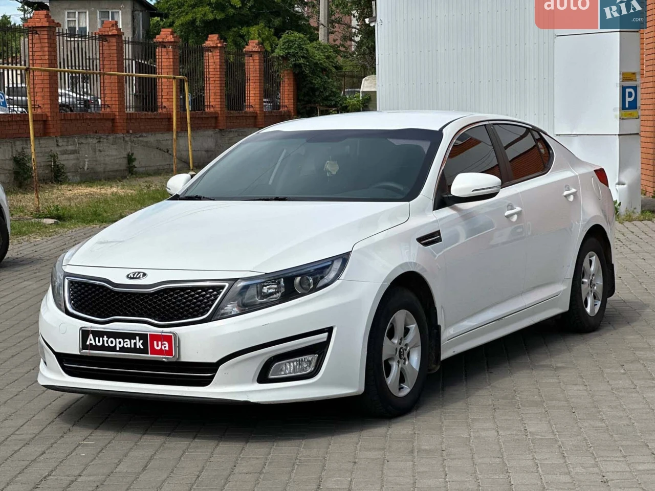 2014 Kia K5 - мініатюра 18