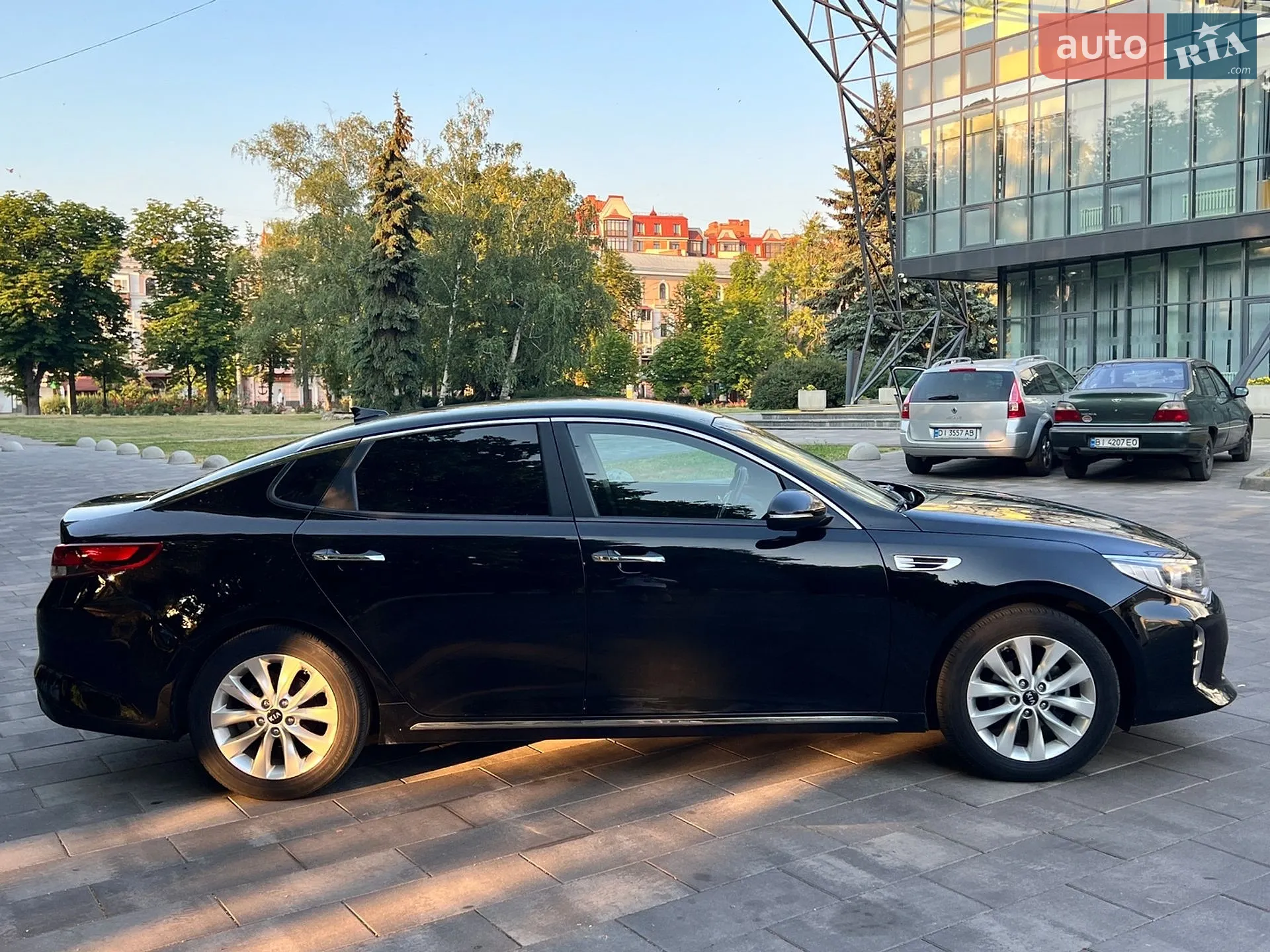 2015 Kia K5 - мініатюра 3