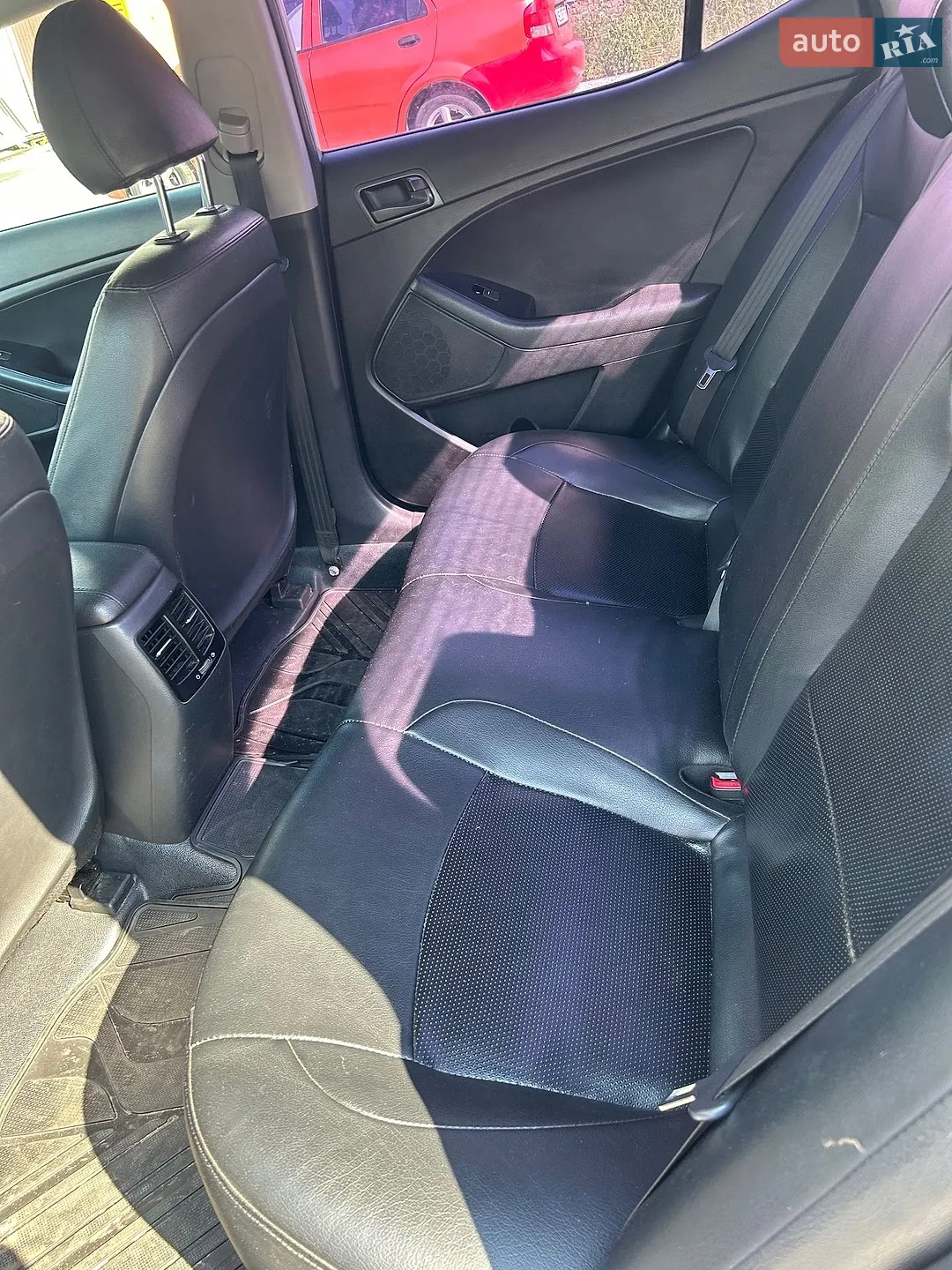 2015 Kia K5 - мініатюра 8