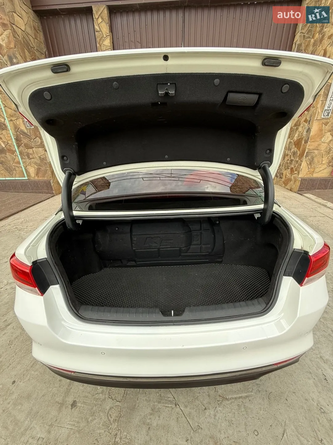 2015 Kia K5 - мініатюра 16