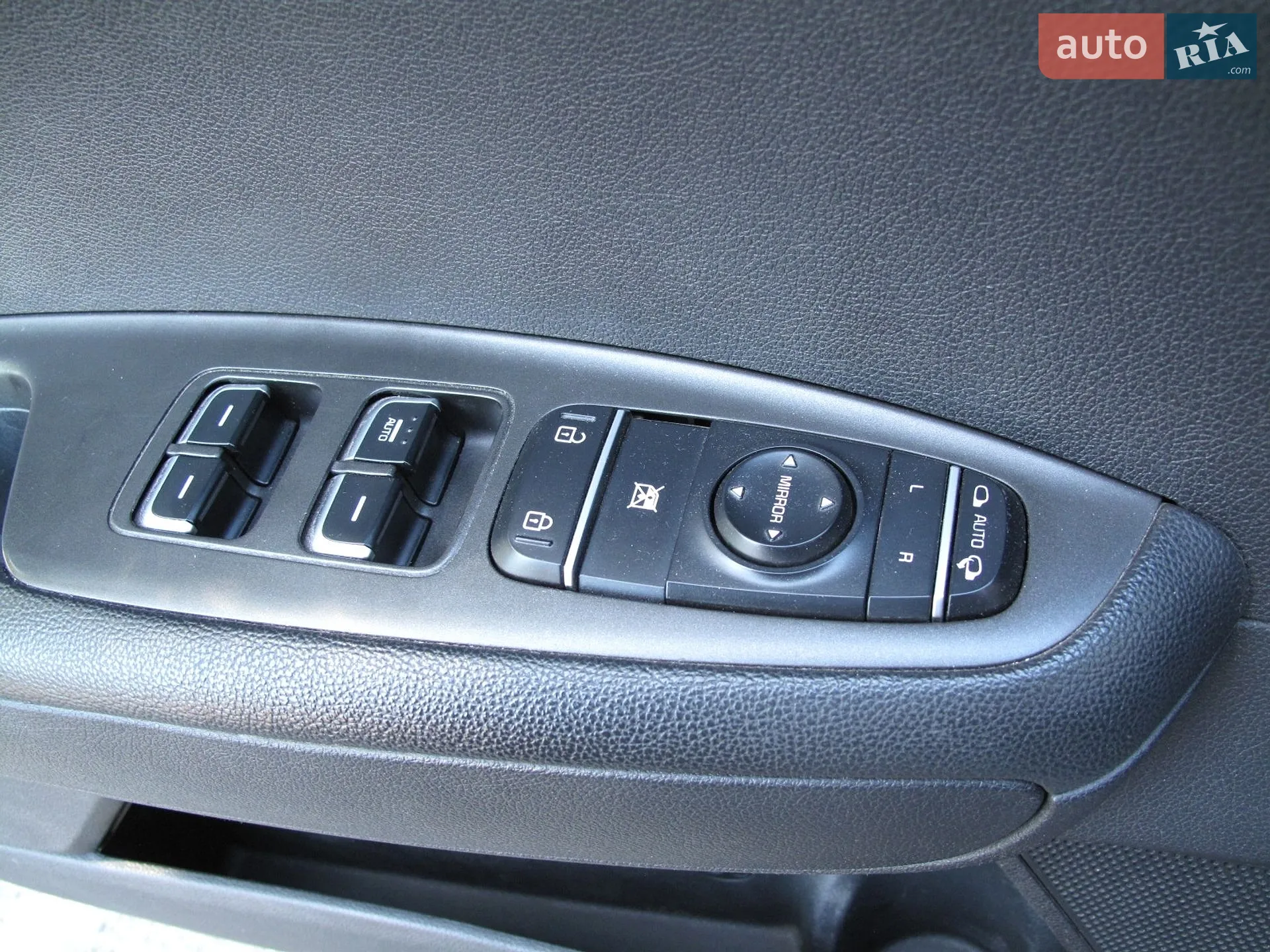 2017 Kia K5 - мініатюра 25
