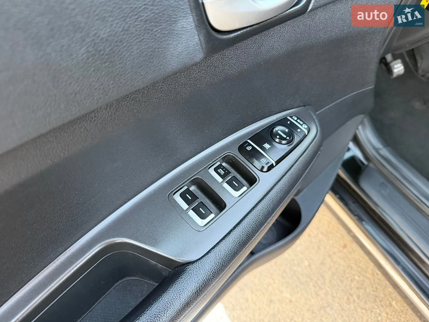 2016 Kia K5 - мініатюра 11