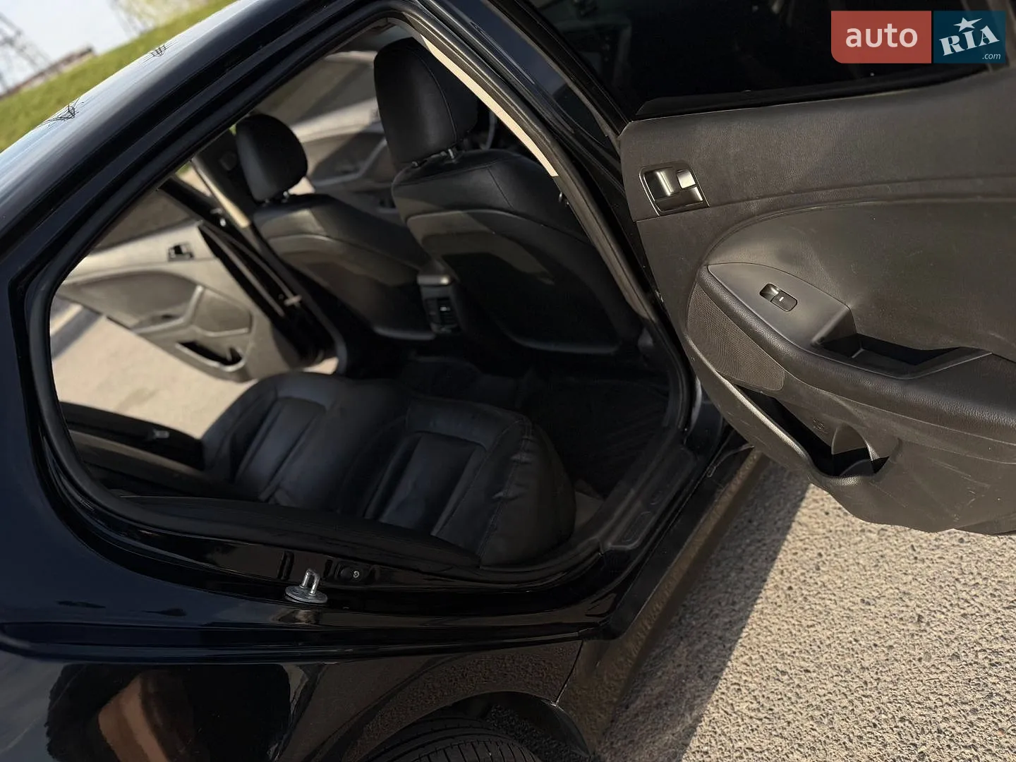 2012 Kia K5 - мініатюра 16