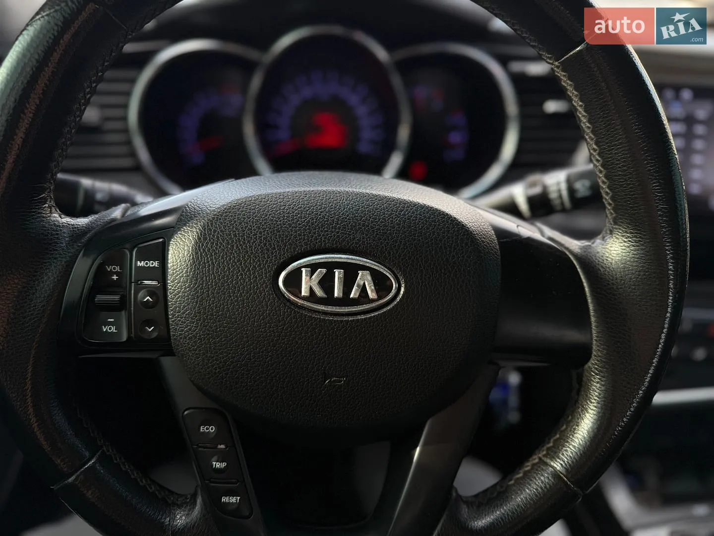 2012 Kia K5 - мініатюра 19
