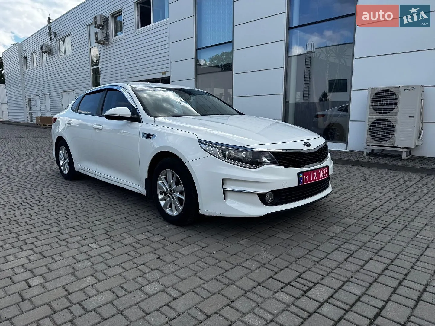 2017 Kia K5 - мініатюра 3