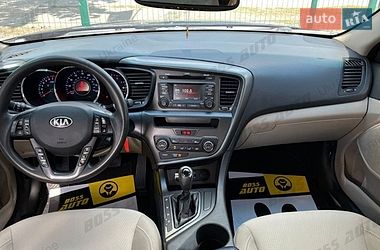 Седан Kia K5 2013 в Ивано-Франковске