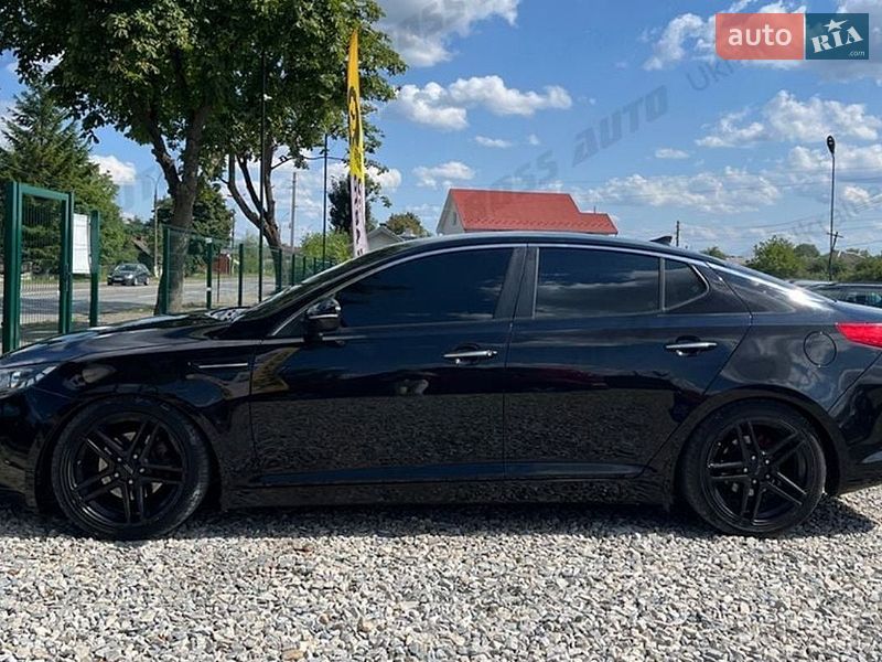 Седан Kia K5 2013 в Ивано-Франковске