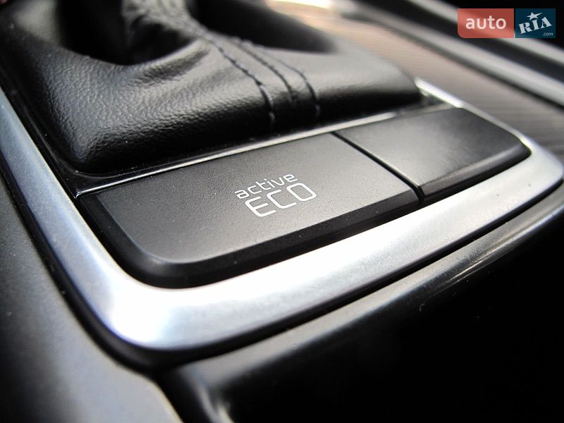 Седан Kia K5 2018 в Киеве