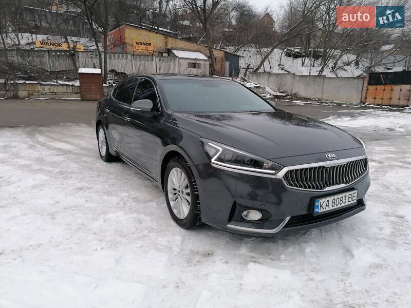 Седан Kia K7 2016 в Киеве