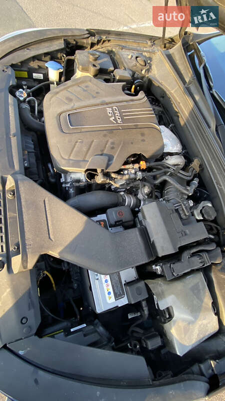 Седан Kia K7 2016 в Одессе