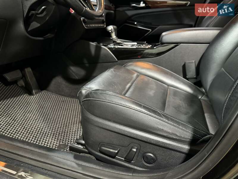 Седан Kia K7 2016 в Дніпрі