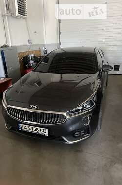 Седан Kia K7 2017 в Киеве