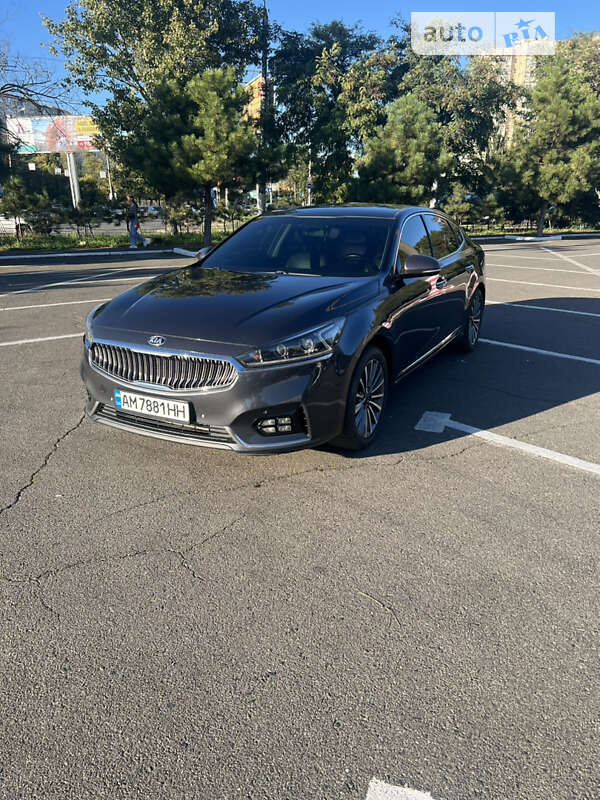 Седан Kia K7 2016 в Одесі