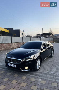 Седан Kia K7 2016 в Гусятині