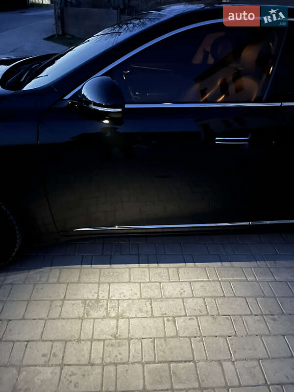 Седан Kia K7 2016 в Гусятині