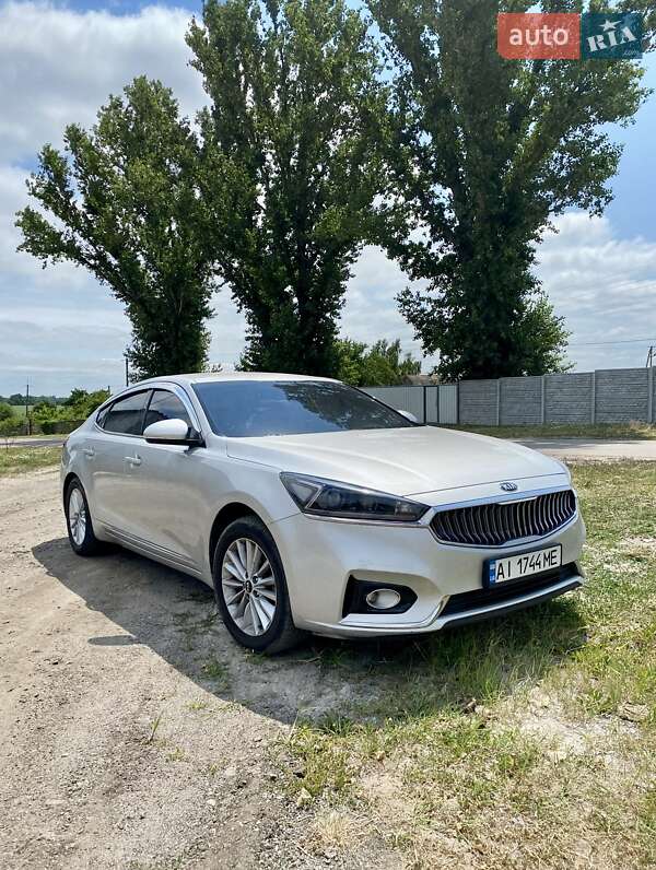 Седан Kia K7 2016 в Білій Церкві