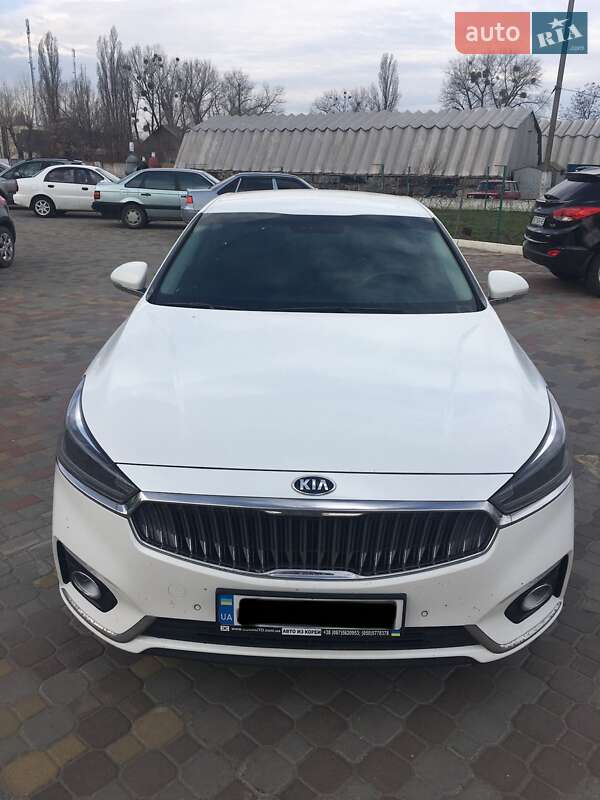 Седан Kia K7 2018 в Новомосковске
