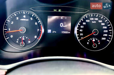 Седан Kia K7 2018 в 