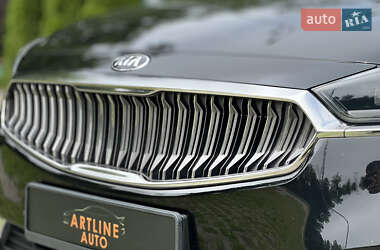 Седан Kia K7 2018 в 