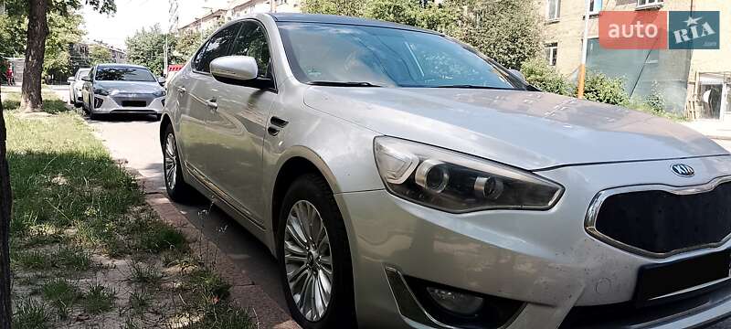 Седан Kia K7 2013 в Киеве