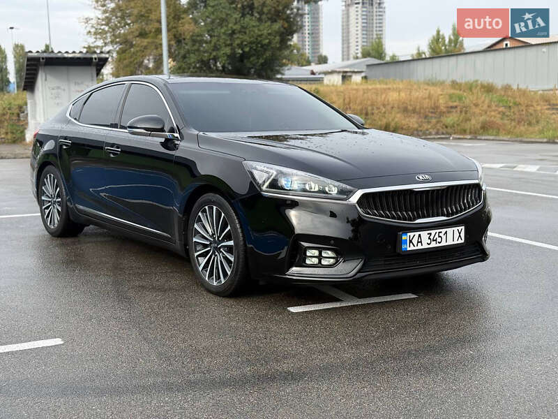 Седан Kia K7 2017 в Киеве