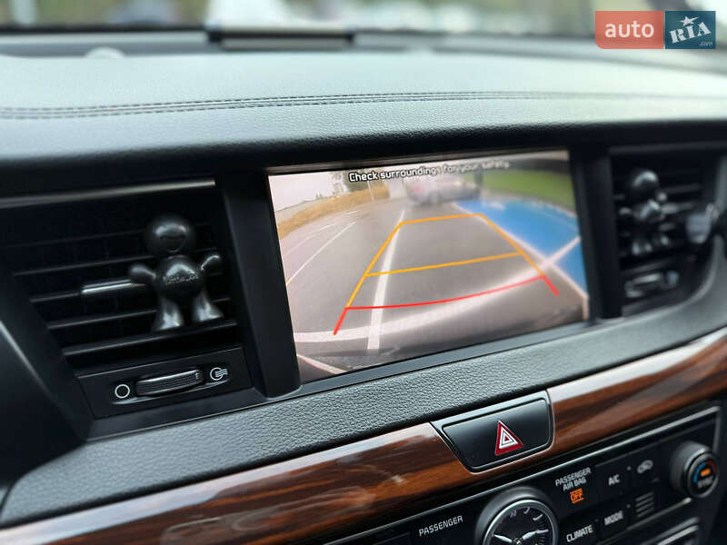 Седан Kia K7 2017 в Киеве