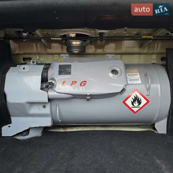 Седан Kia K7 2015 в Києві фото 19 Седан Kia K7 2015 в Києві