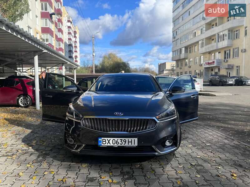 Седан Kia K7 2018 в Хмельницькому