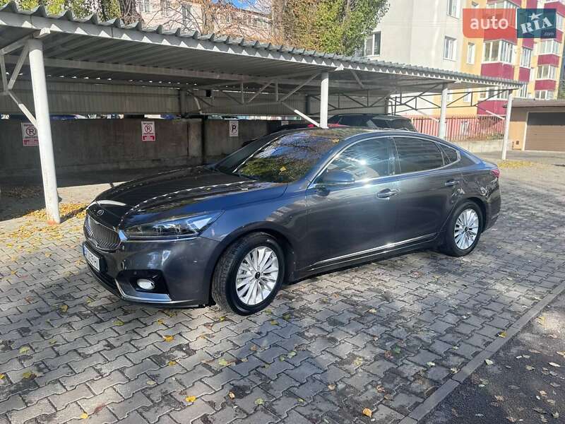 Седан Kia K7 2018 в 