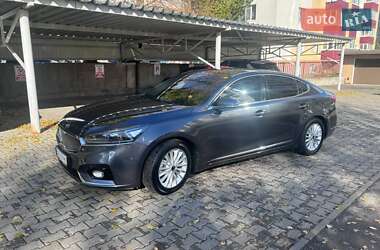 Седан Kia K7 2018 в 
