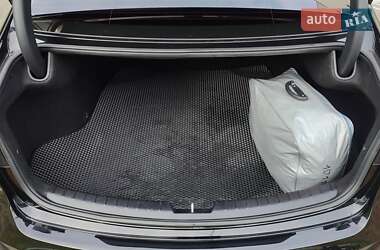 Седан Kia K7 2017 в 