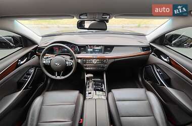 Седан Kia K7 2017 в 