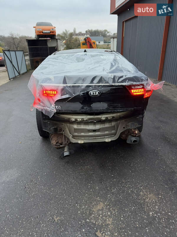 Седан Kia K7 2016 в Одессе