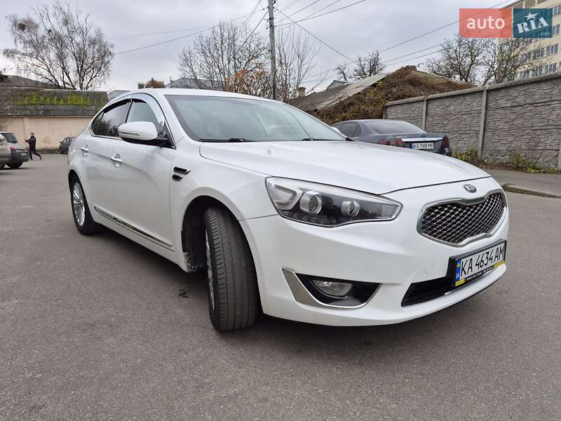 Седан Kia K7 2015 в Василькове