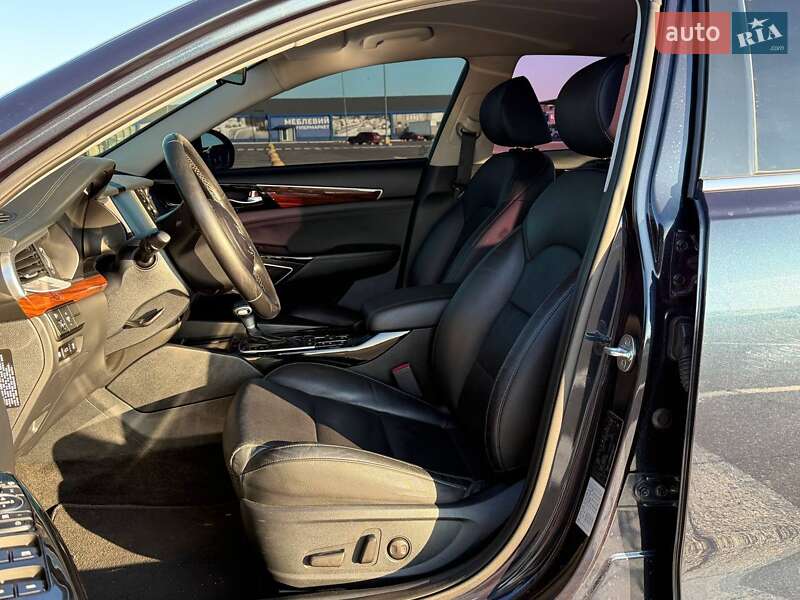 Седан Kia K7 2017 в Одессе