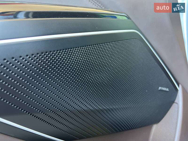 Седан Kia K7 2017 в Одессе