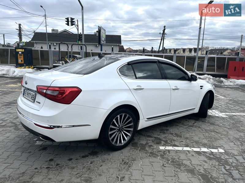 Седан Kia K7 2015 в Києві